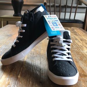 NWT Native Sneakers